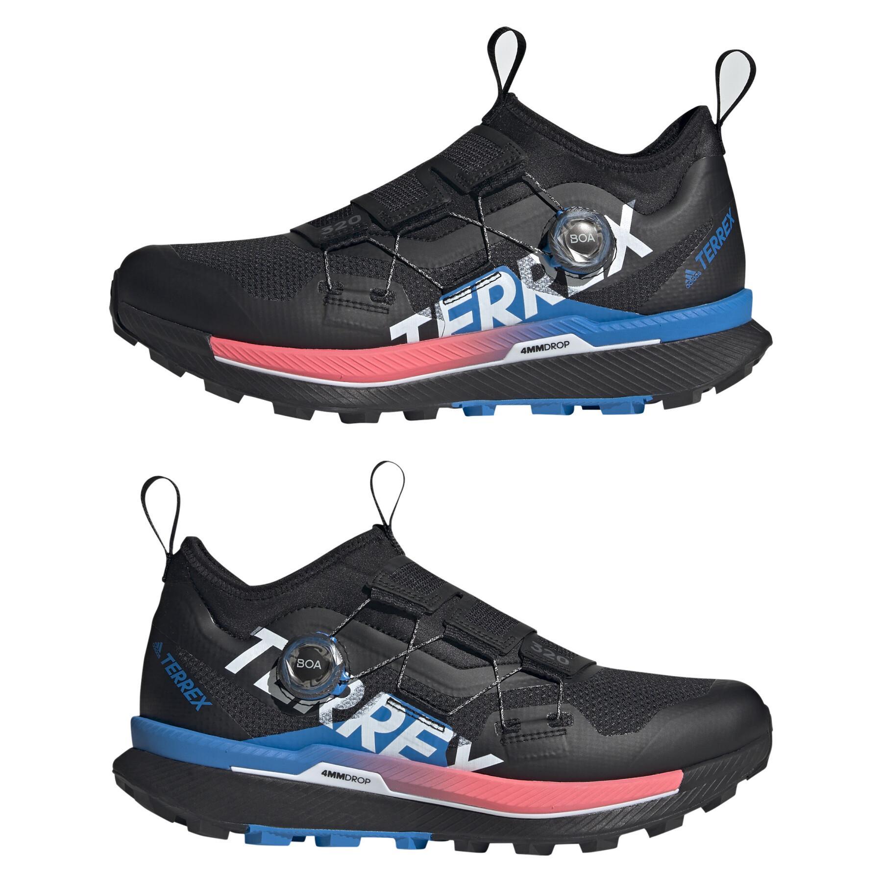 Trail schoenen adidas 200 Terrex Agravic Pro